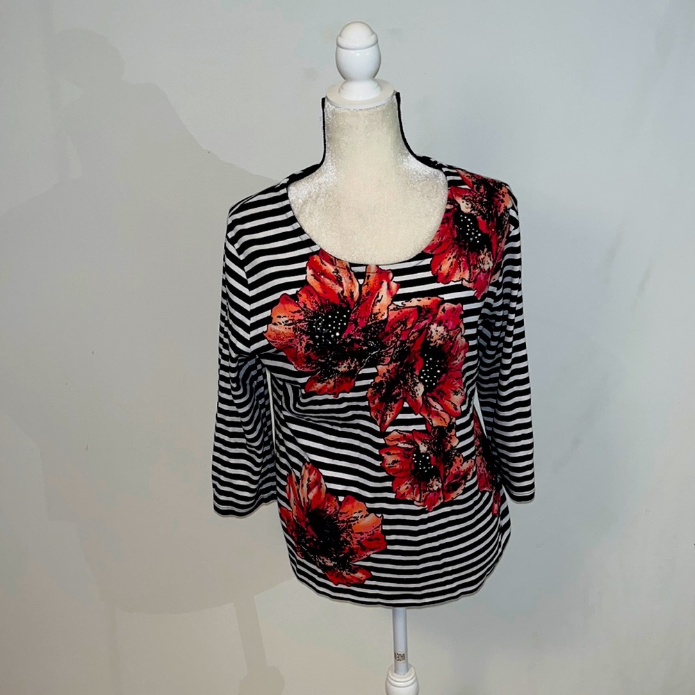 💃🥰💎Karen Scott Beautiful Women’s Shirt 👚